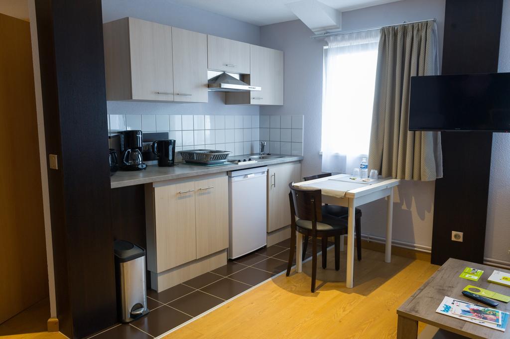 Cottage Logis Hotel - Restaurant ดูดล็องจ์ ห้อง รูปภาพ