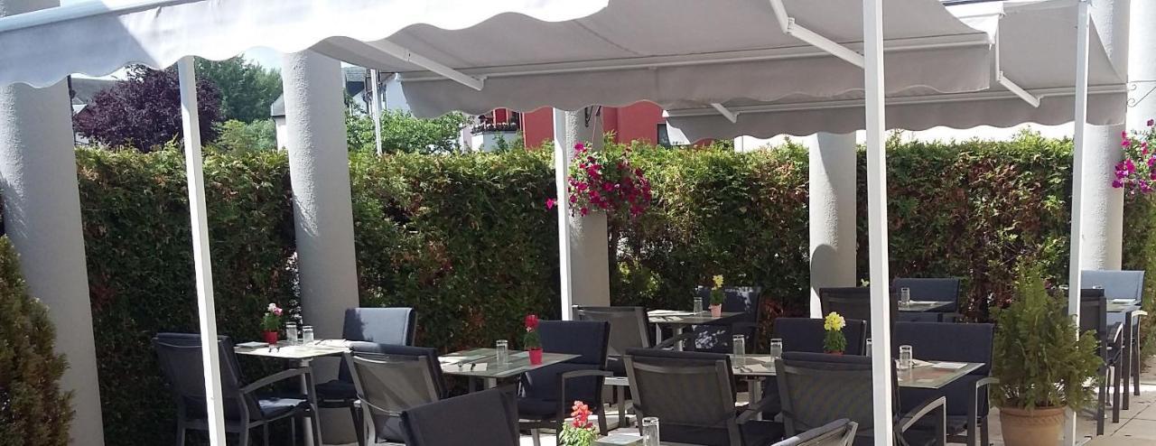 Cottage Logis Hotel - Restaurant ดูดล็องจ์ ภายนอก รูปภาพ