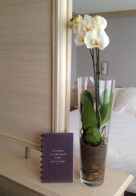 Cottage Logis Hotel - Restaurant ดูดล็องจ์ ห้อง รูปภาพ