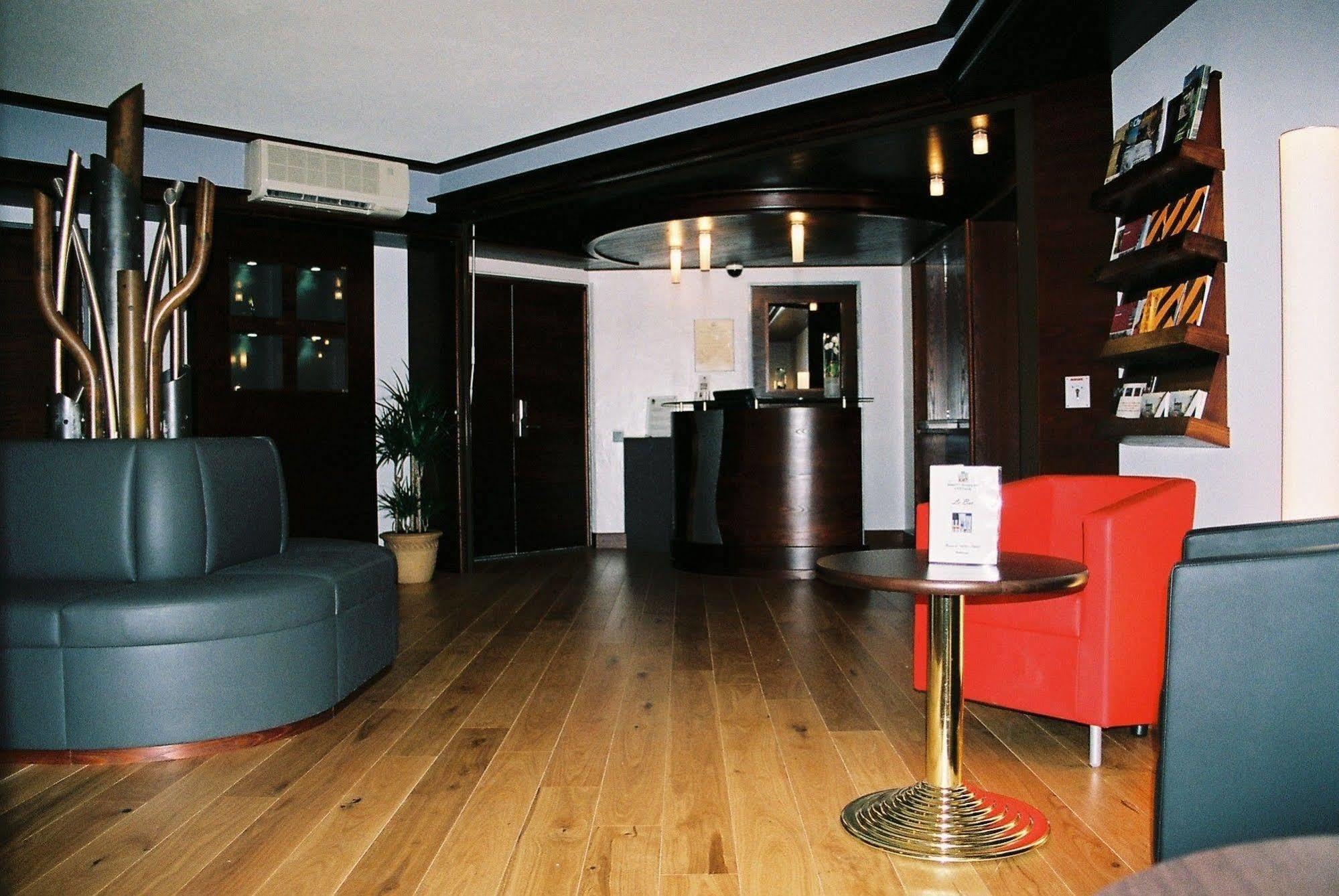 Cottage Logis Hotel - Restaurant ดูดล็องจ์ ภายนอก รูปภาพ